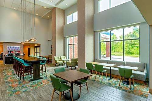 Hampton Inn & Suites by Hilton Cranberry Pittsburgh