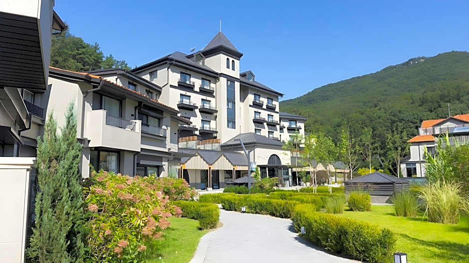 Eden Paradise Hotel