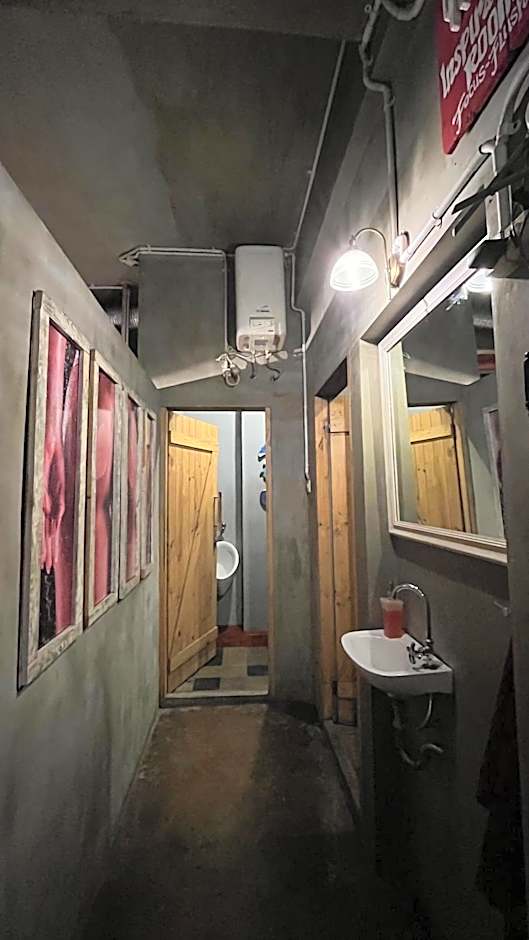 Shelter Hostel Malang