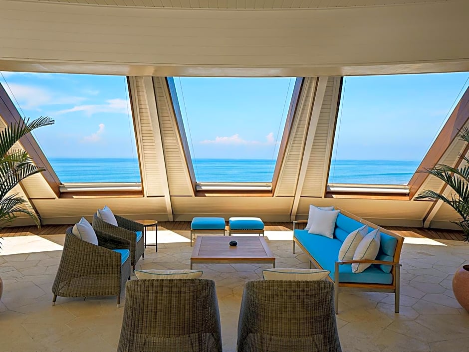 Double-Six Luxury Hotel Seminyak