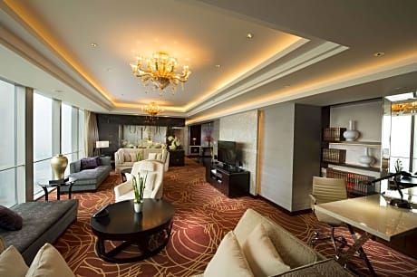 Presidential Suite With Access To Lounge