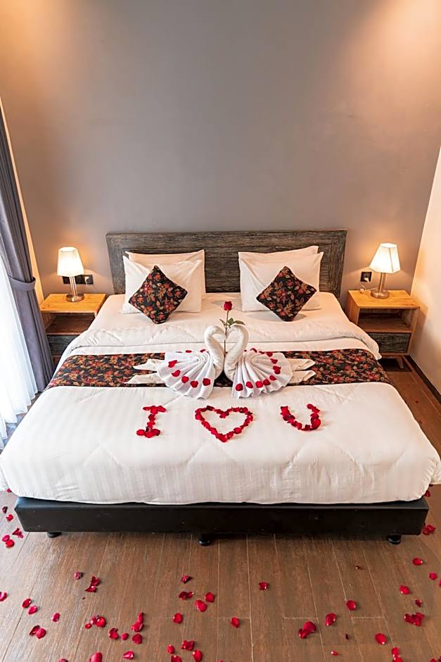 MAHALONA BALI STAY