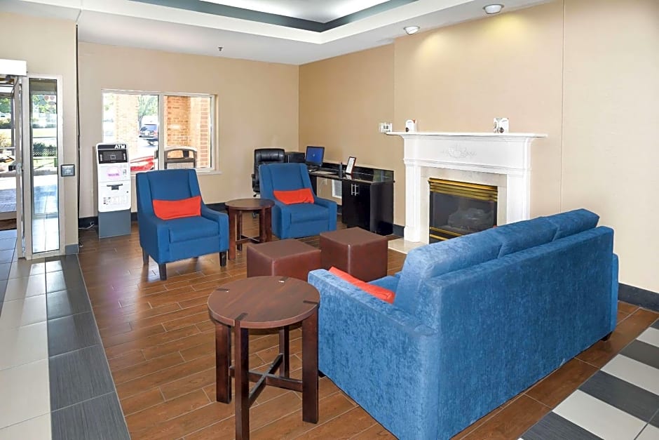Comfort Suites Inn At Ridgewood Farm