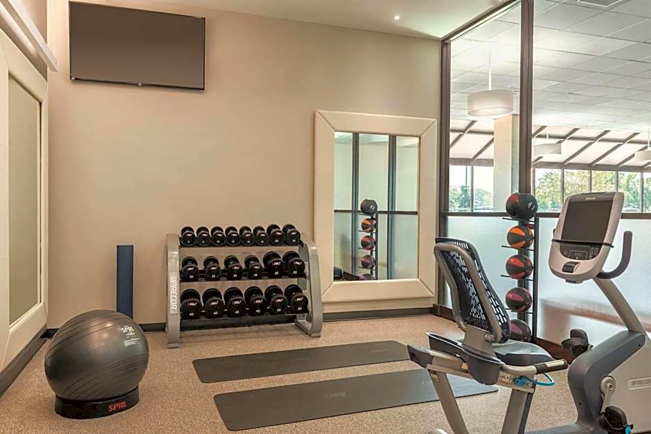 Embassy Suites by Hilton Milwaukee Brookfield