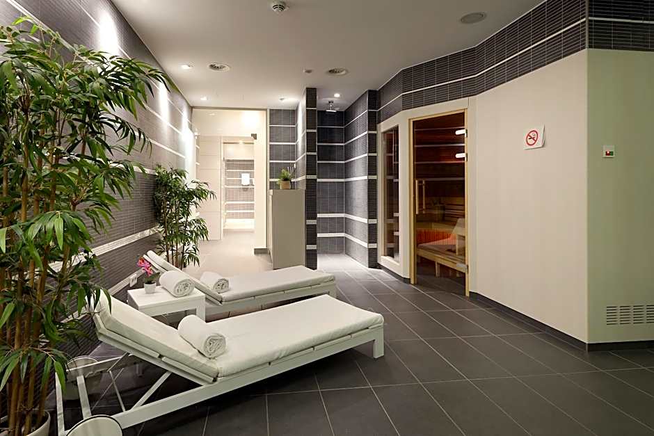 Eurostars Book Hotel