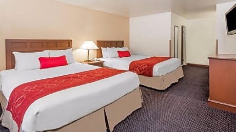 2 Double Beds Non-Smoking