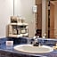BridgePointe Inn & Suites