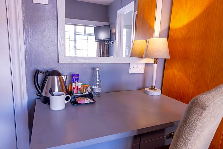 Cromwell Lodge Hotel by Greene King Inns