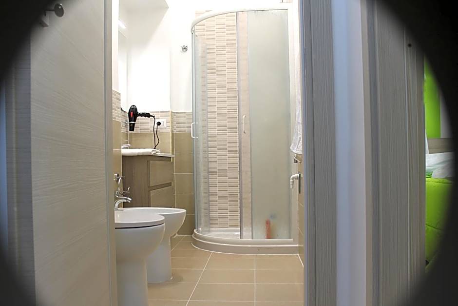 Le Mirage boutique II