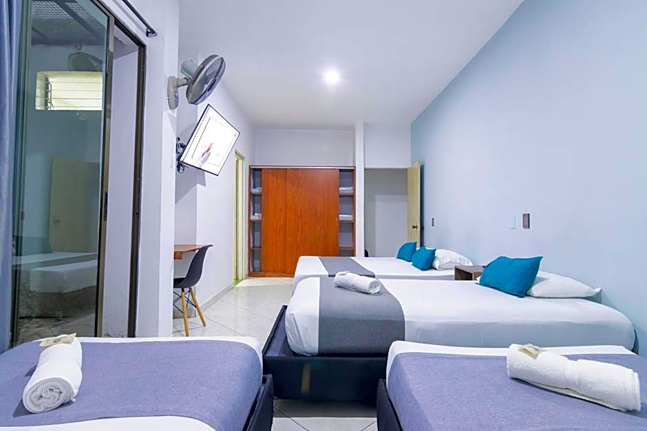Hotel Balcones de la 70