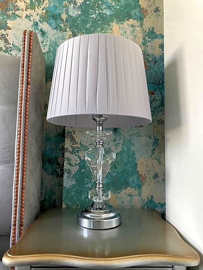 McGraths Hotel & Public Bar