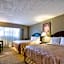 Clarion Inn Garden City
