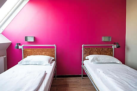 Twin Room with Bathroom