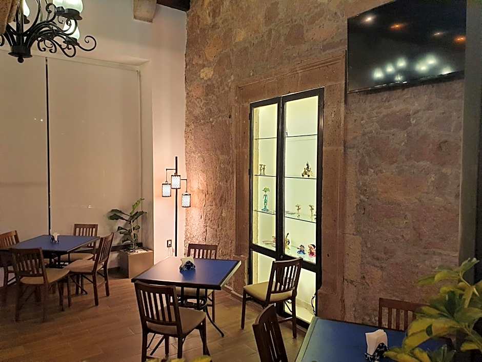Hotel Don Carlos