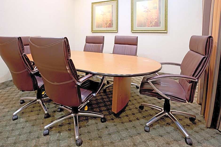 Holiday Inn Express Hotel & Suites Zapata By IHG