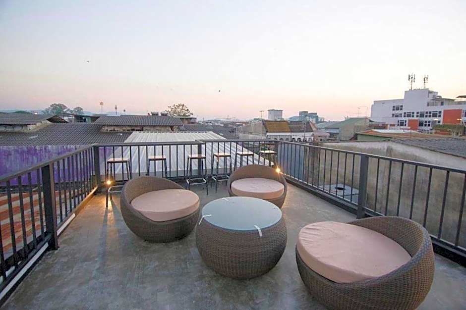 Suree House