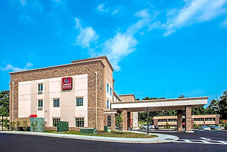 Comfort Suites Fishkill near Interstate 84