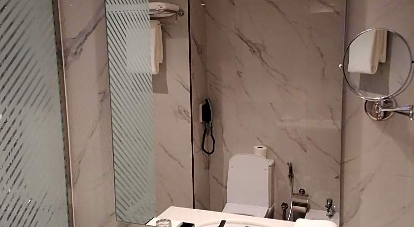 Gloria Hotel & Suites