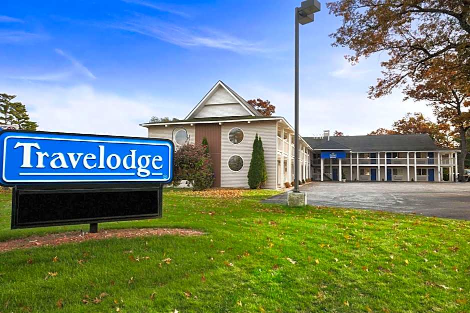 Travelodge by Wyndham Traverse City MI 