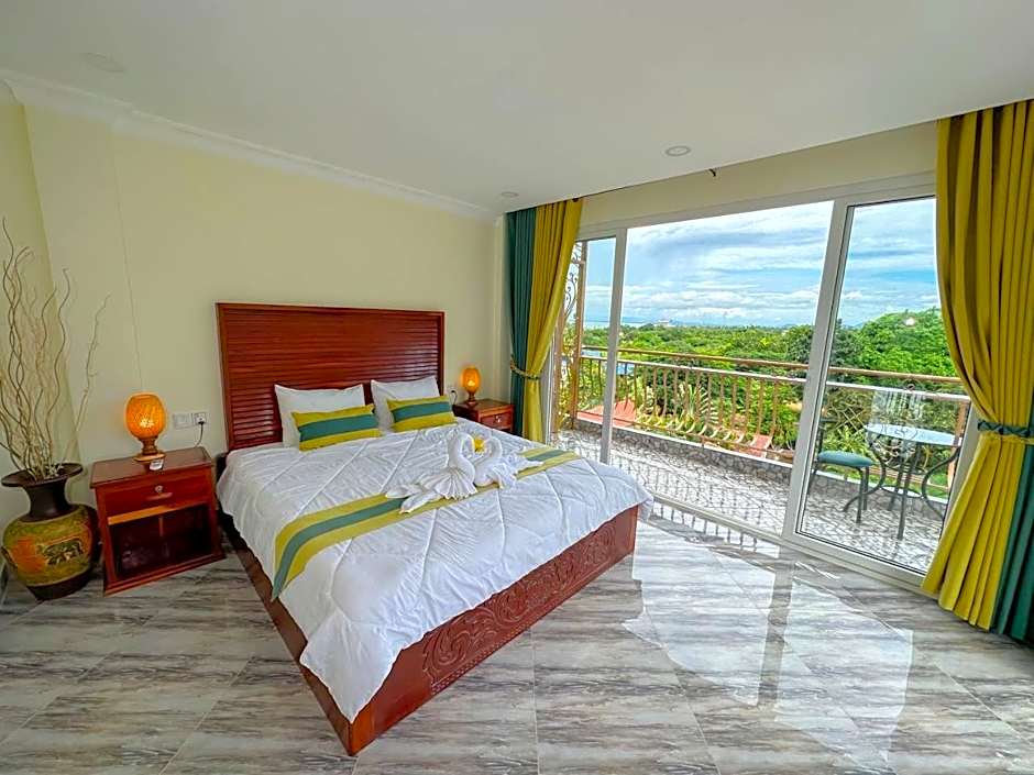 Photo 1 of 4 of Deluxe, Sea View, Balcony