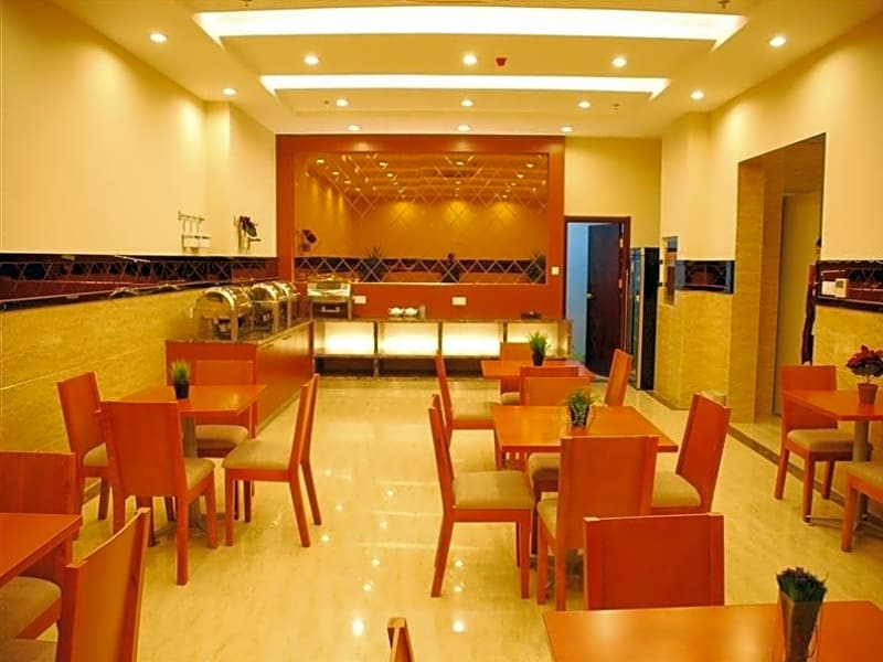 GreenTree Inn Chuzhou Dingyuan County People's Square General Hospital Business Hotel