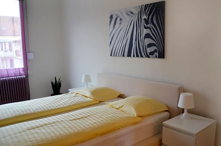 rent a home Landskronstrasse - contactless self check-in