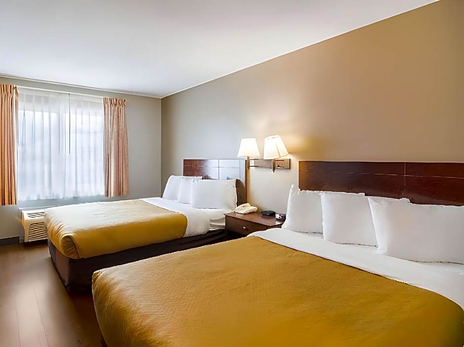 Econo Lodge Duluth near Miller Hill Mall