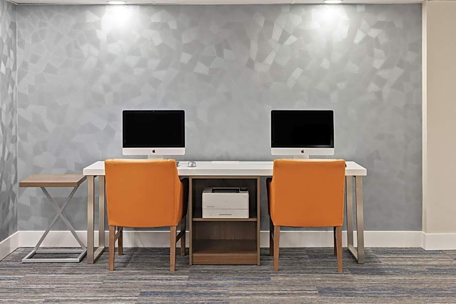 Holiday Inn Express Stony Brook-Long Island By IHG