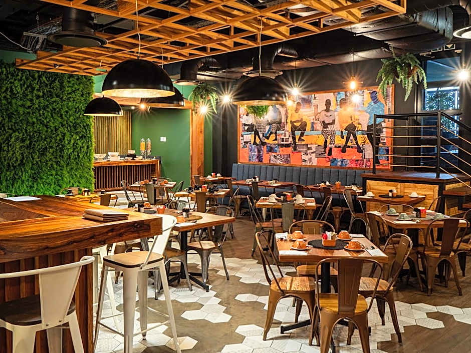 Signature Lux Hotel by ONOMO - Sandton