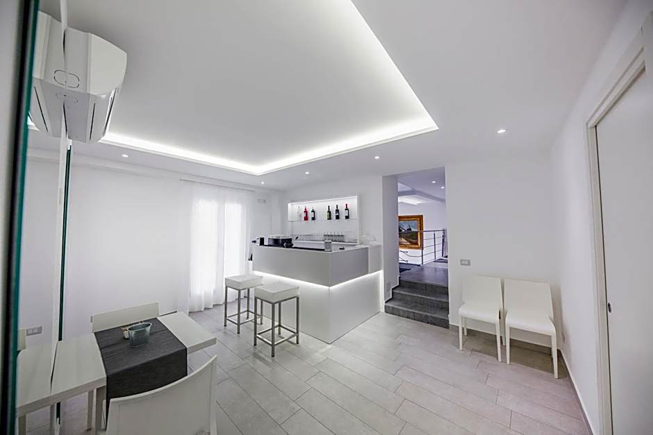 Ossuna Bay Hotel Boutique