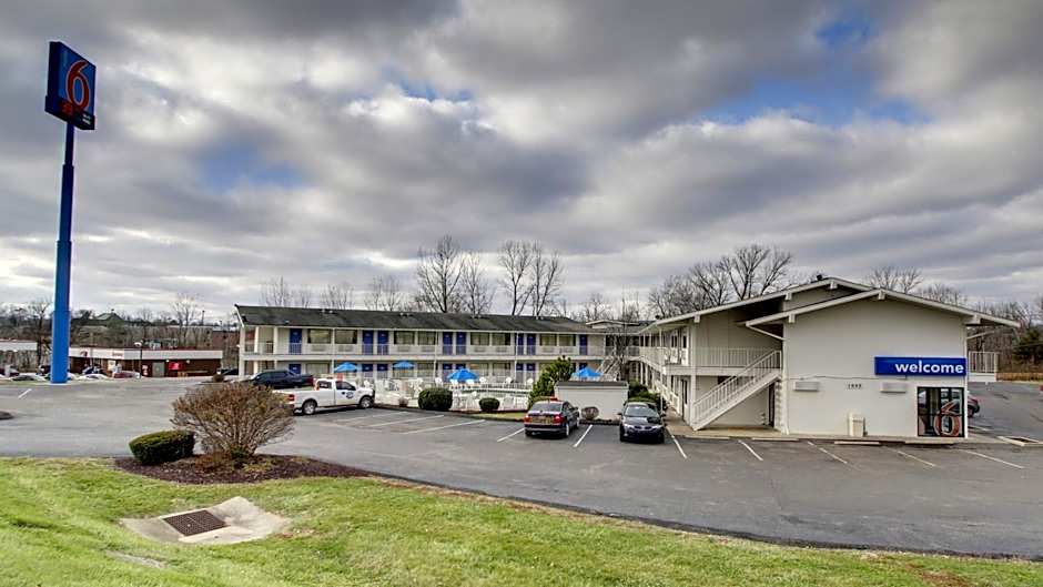 Motel 6 Elizabethtown, KY