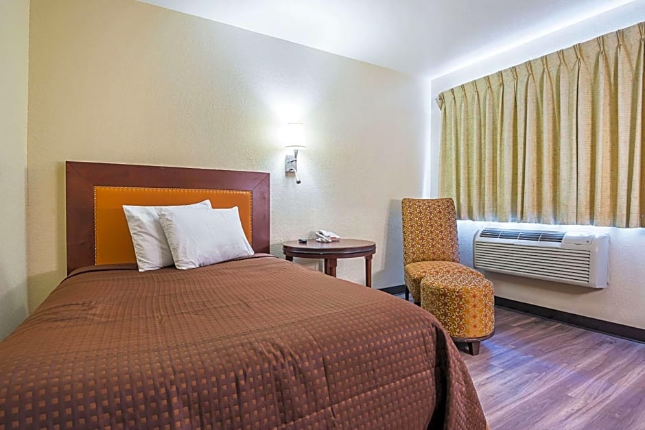 Rodeway Inn Kissimmee Maingate West