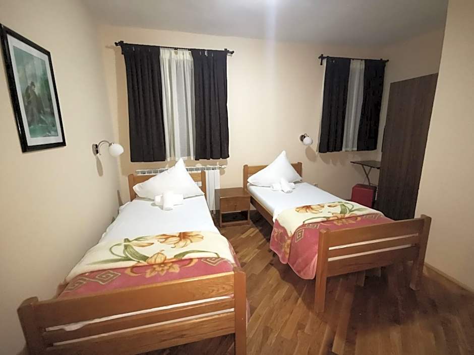 Hotel Gacka
