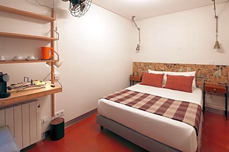 Double Room with Private External Bathroom