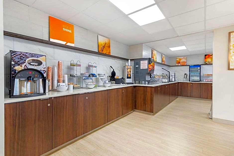 Comfort Suites Northside Hospital Gwinnett