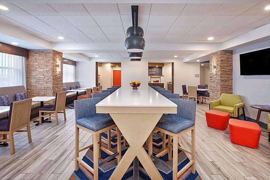 Hampton Inn By Hilton Clinton