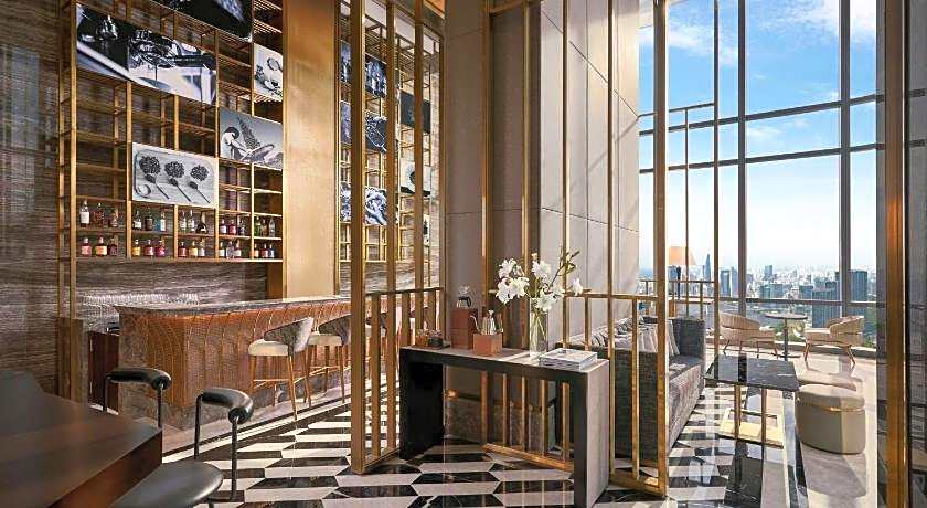 Vinpearl Landmark 81, Autograph Collection