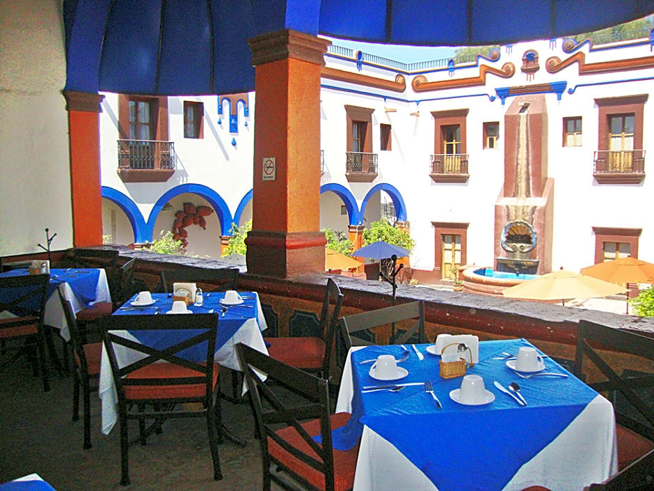 Meson De La Merced Hotel & Suites