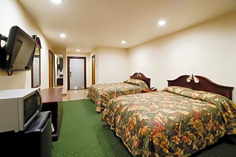 Pool View 2 Queen Bed