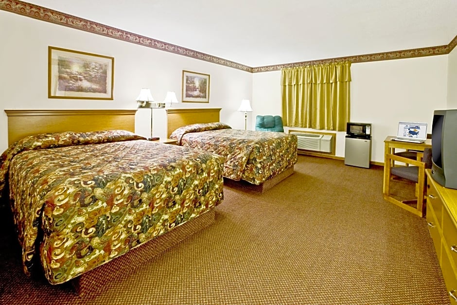 Americas Best Value Inn-Thief River Falls