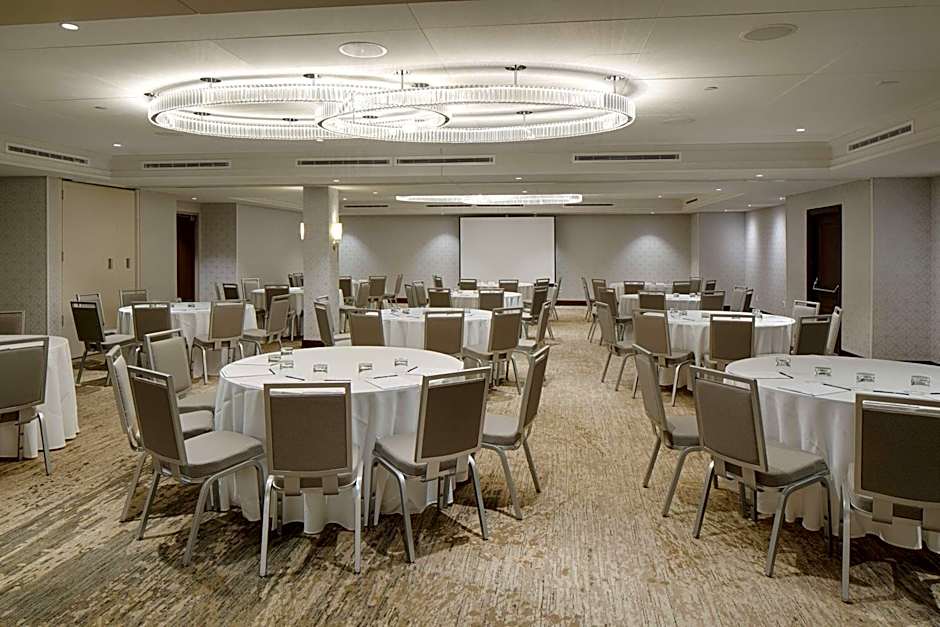 The Kingsley Bloomfield Hills - a DoubleTree by Hilton