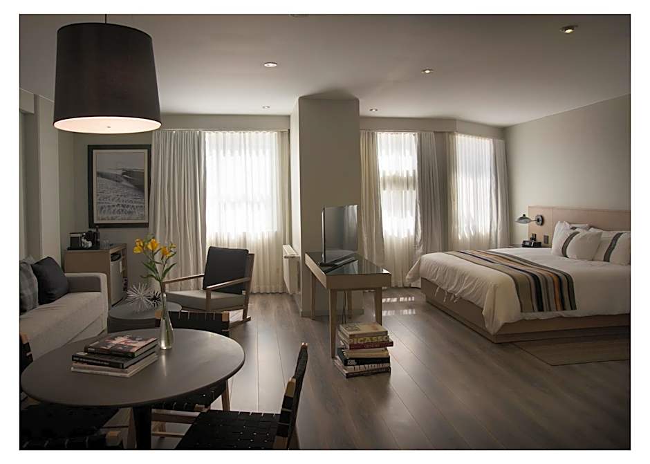Casa Grande Suites