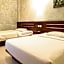 S 8 Suardana Hotel