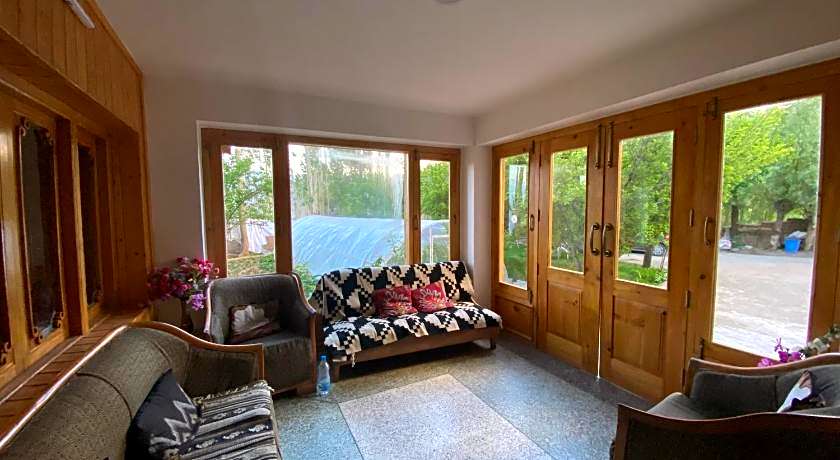 Sangto Green Guest House