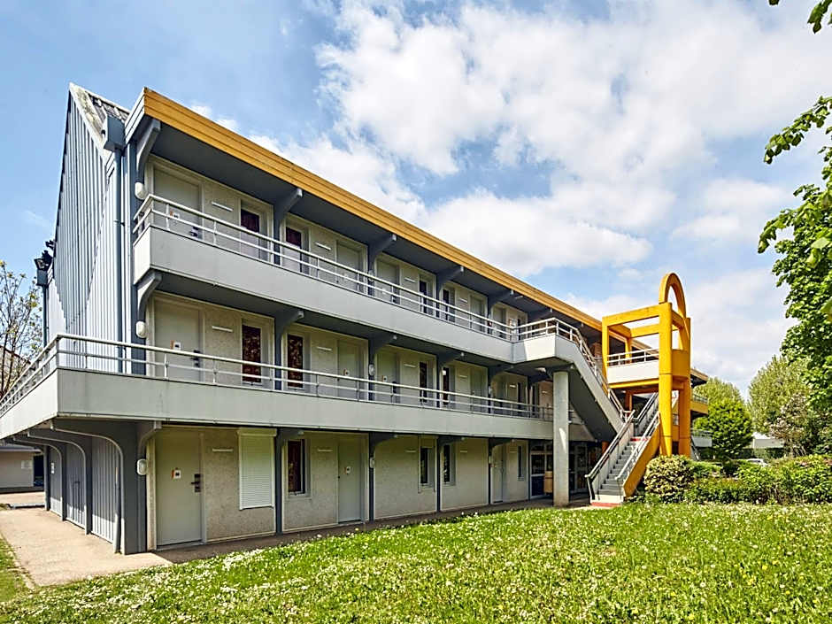 Premiere Classe Melun Senart - Vert Saint Denis