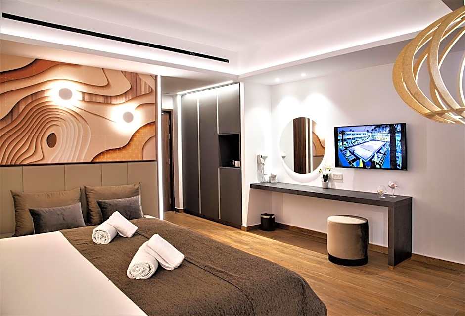 Melpo Antia Hotel & Suites