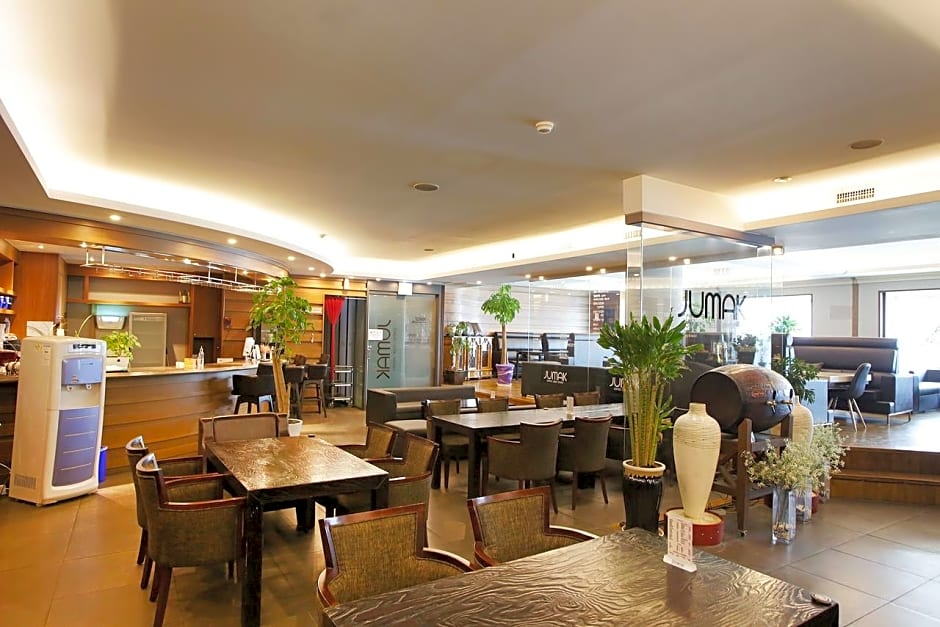 Ansan Seowon Tourist Hotel