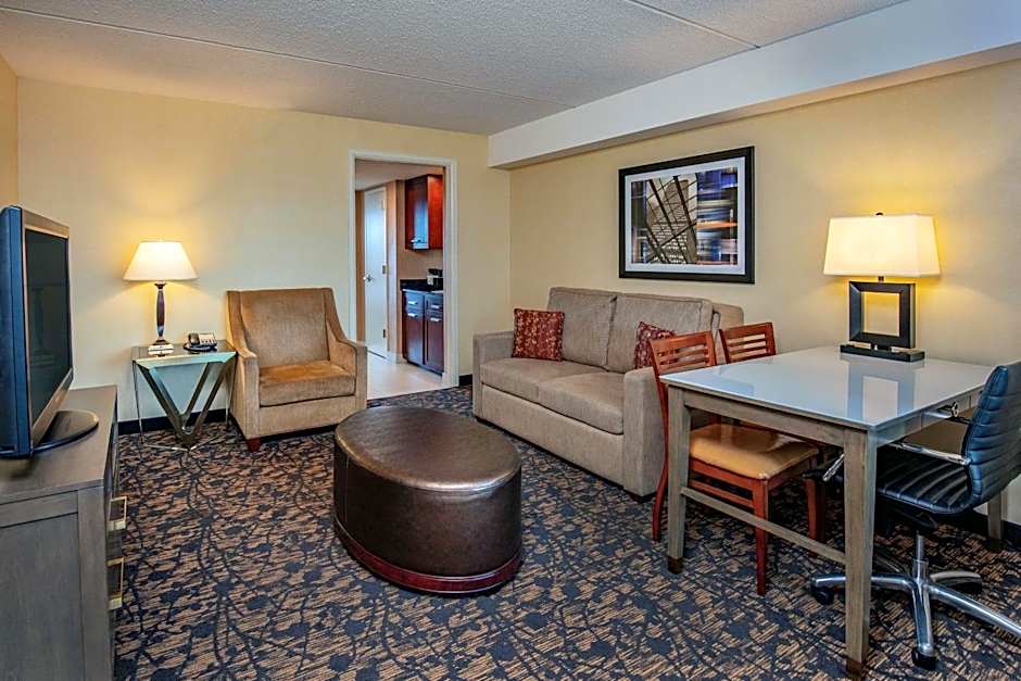 Embassy Suites By Hilton Boston Waltham