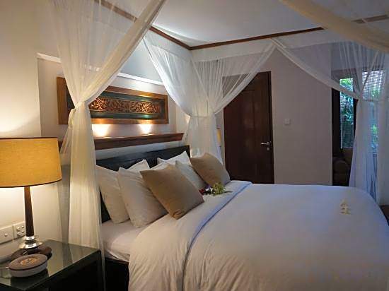 The Kunja Villas Hotel