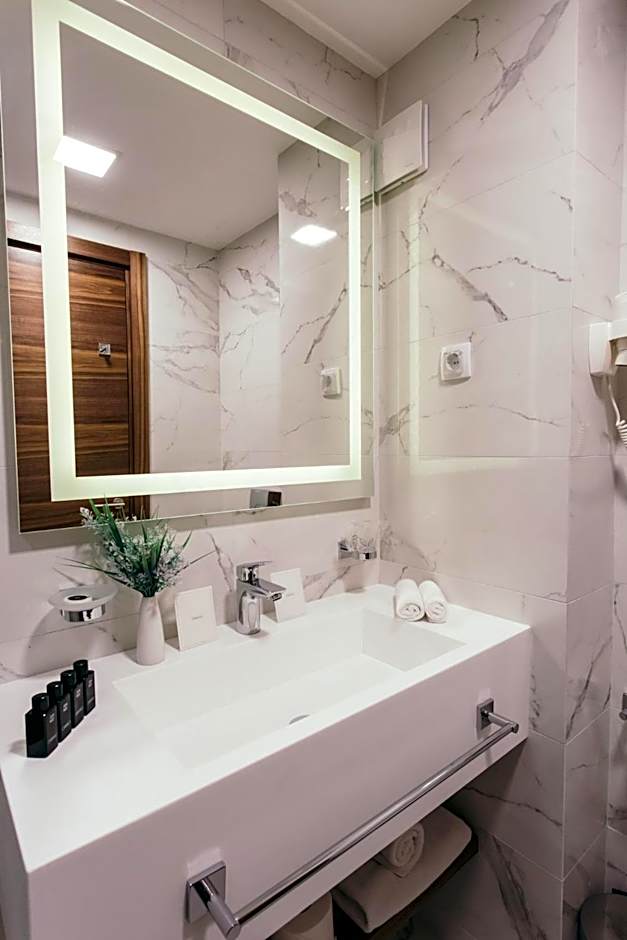 Central Point Hotel Beograd